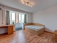 Garsoniera spatioasa, strada curata si linistita in cartierul Rahova